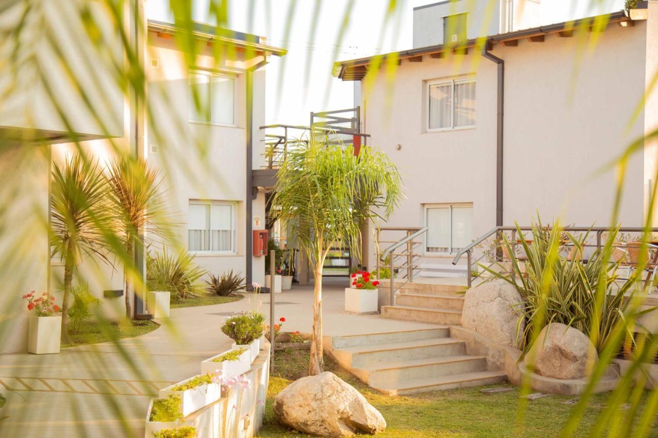 Good Life Resort La Falda Bagian luar foto